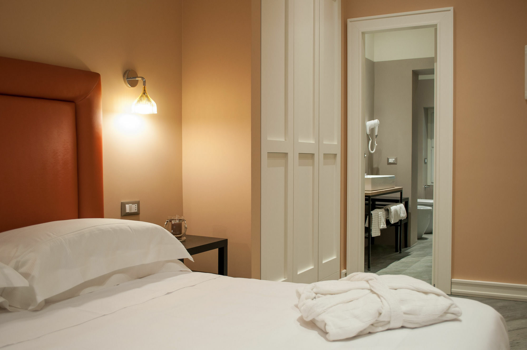 My Trevi Charming & Luxury Rooms Rome Bagian luar foto