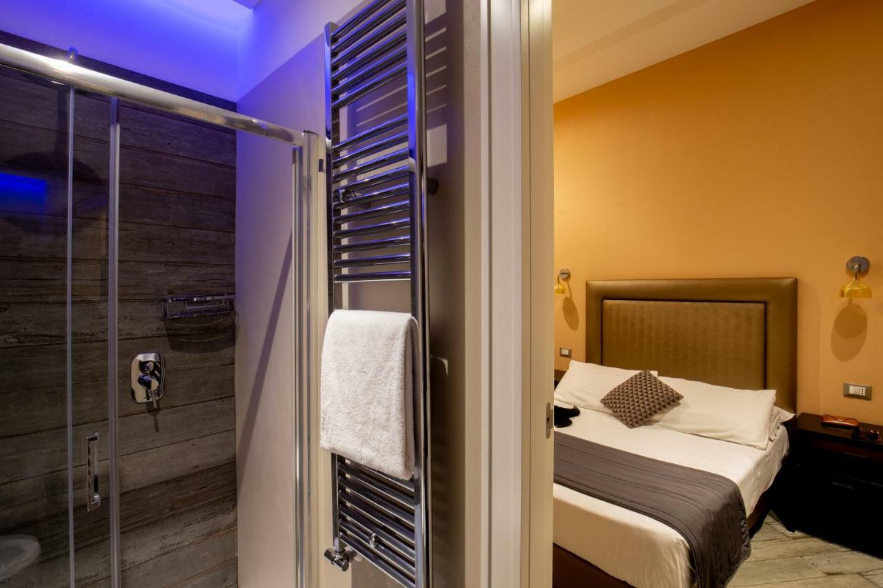 My Trevi Charming & Luxury Rooms Rome Bagian luar foto
